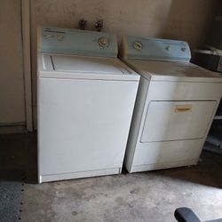 Kenmore Washer/Dryer 