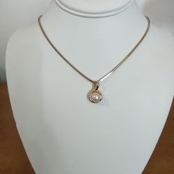 14kt gold pearl pendant ONLY