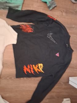 Nike SWEATER SIZE LARGE 