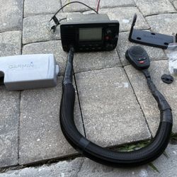 Garmin VHF 100