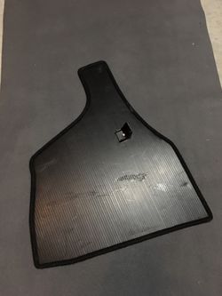 Nissan Infiniti G35 Rear Cargo Trunk Corner Support COVER (Part covers over the right/rear tool kit tray support)