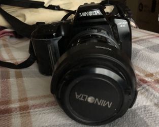 Camera For Sale With Extended Lens