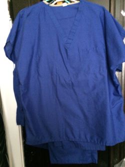Scrubs tops w/ pants set Medium