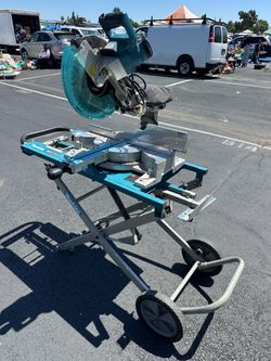 Makita12in sliding chopsaw