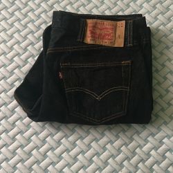Levi 501’s (Read DESC)