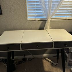 VANITY/ Bedroom Desk 