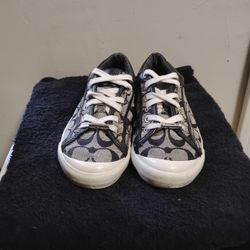 Coach, Size 6.5