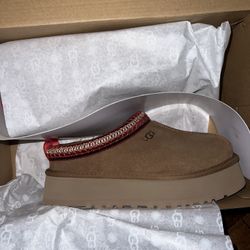 Ugg Women Tazz Chestnut Size 7W 