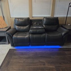 New  Recliner Loveseat 