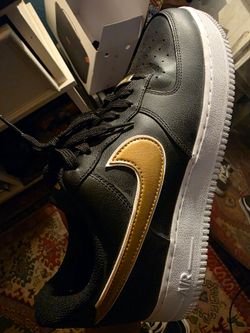 Nike Air gold metallic size 10