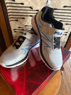 New Fila boys sneakers