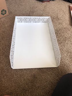 Metal paper tray
