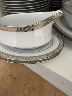 Noritake Fine China - Full Setting For 16 People
