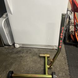 Pit bull motorcycle stand