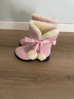 Boots for 4 year old girl.