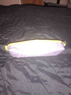 Hot topic friend's pouch
