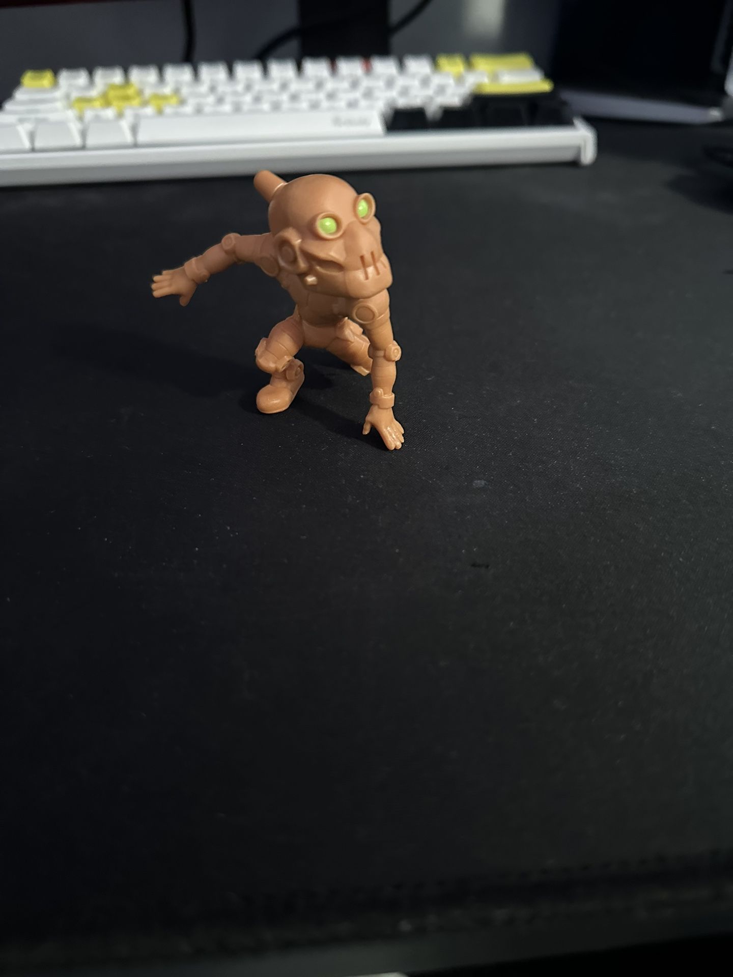 Robot “Rudy” Mini Figure From Invincible