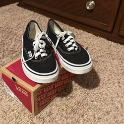 Black Authentic Vans