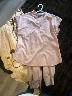 Pink scrub set xxs