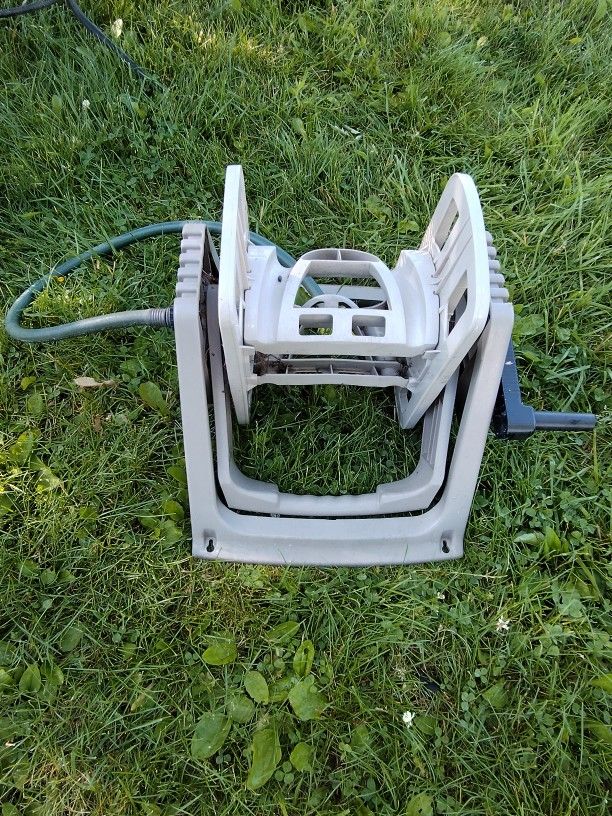 Hose Reel To Wrap Hose