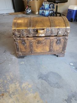 Vintage Chest
