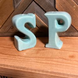 Mcm 1950’s Teal Pottery salt and pepper shakers