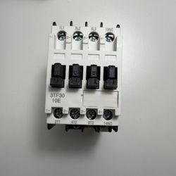 Brand New 3TF30 10E 3TF3010-0A 3TF30100A Contactor