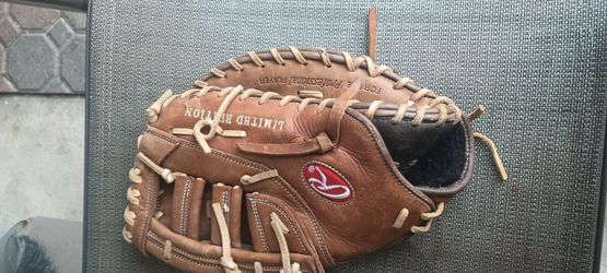Rawlings First Base Glove