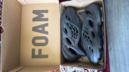 Adidas Yeezy Foam RNR size 12