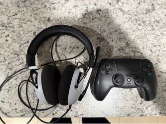 PS5 Wireless Controller and Wired Headset