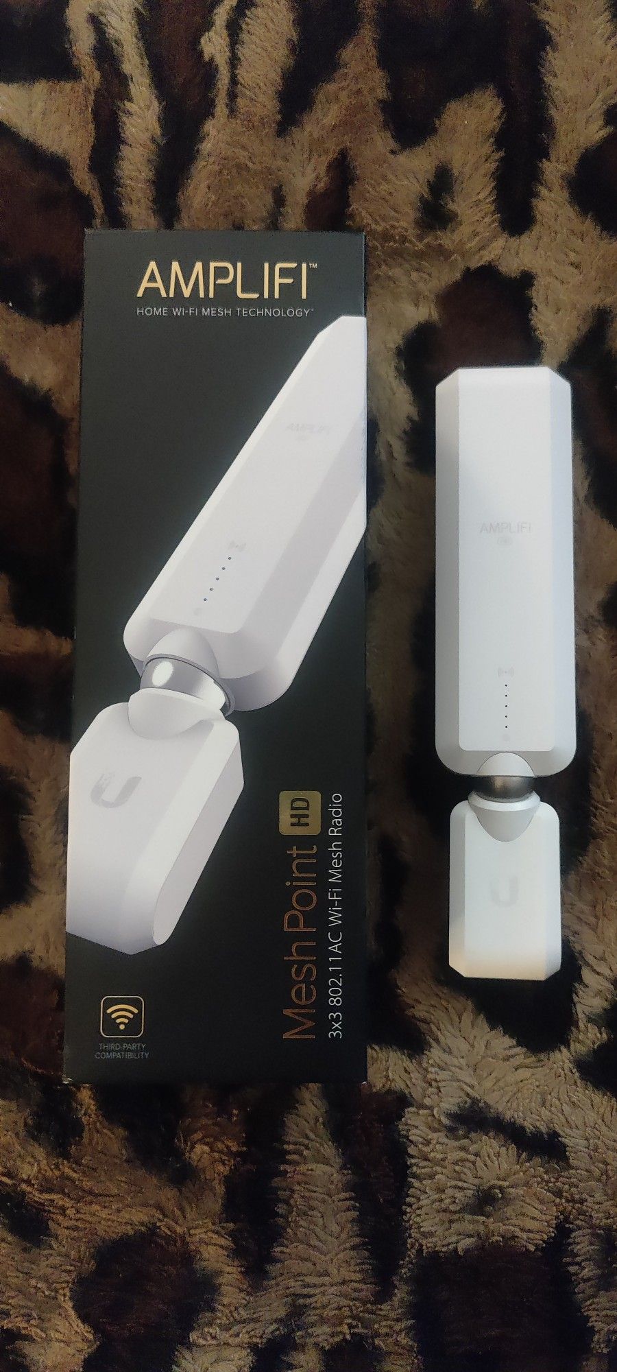 AMPLIFI - Mesh Point HD 3x3 802.11 AC Wi-Fi Mesh Radio