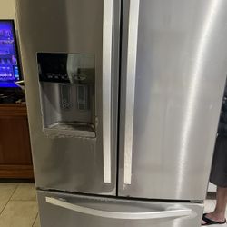 Whirlpool French Door Refrigerator 