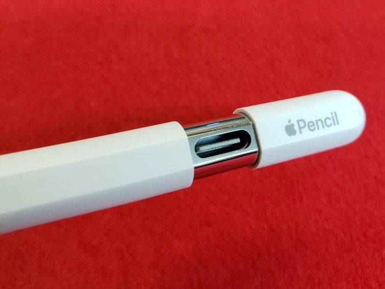 Apple Pencil USB-C - A3085 - White - Working for Sale in Lancaster