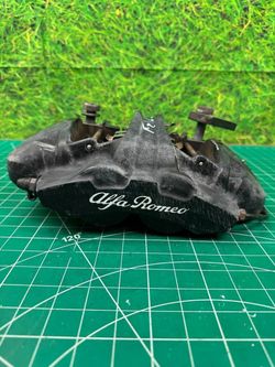 17-22 ALFA ROMEO STELVIO AWD FRONT DRIVER LEFT BRAKE CALIPER OEM