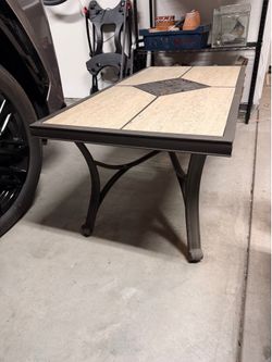 Outdoor coffee table