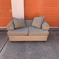 FREE DELIVERY - Lightly used Loveseat