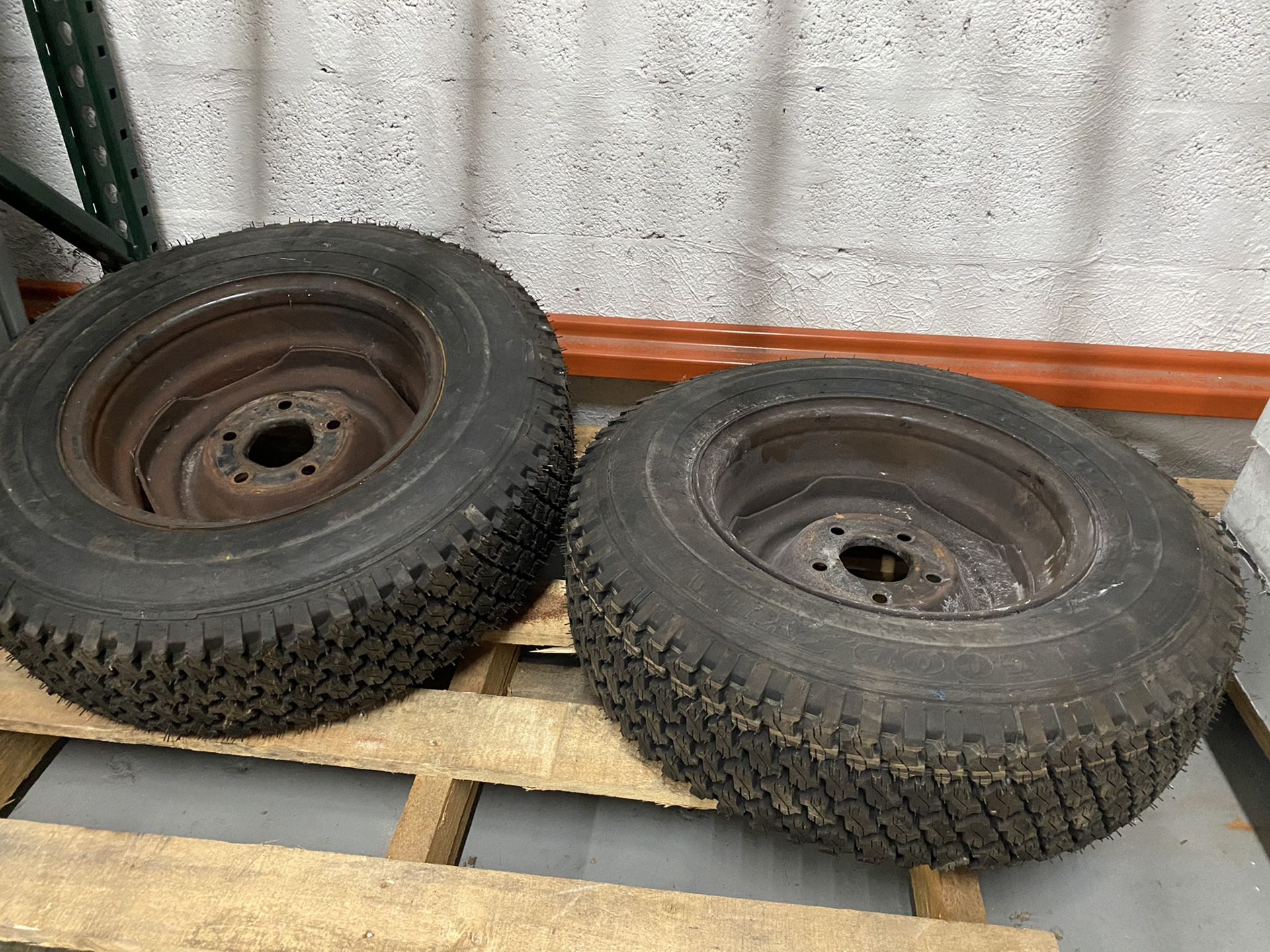 LT 195 75 R14 , set of new trailer tires with rim