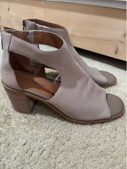 Lucky Brand shoes