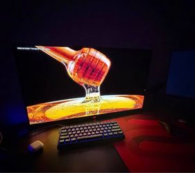 240hz O-LED monitor 4k 32' Asus (PG32UCDM)