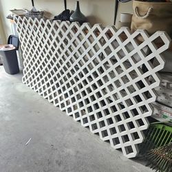 Vinyl Lattice 4×9'