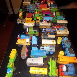 Make Offer Tommy Chocho And Antique Metal Train 