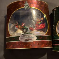 2001 Holiday Hot Wheels collectible