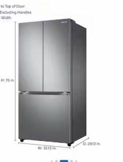 Refrigerator Samsung poco uso cuenta con garantia de 3 años el Lowe’s