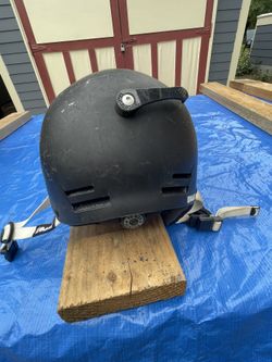 Ski/snowboard Helmet- Medium