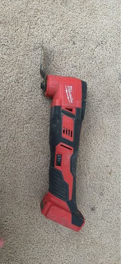 Milwaukee M18 Multi Tool