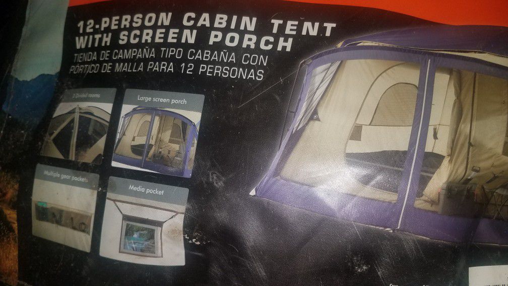 12 person cabin tent with wide screen door