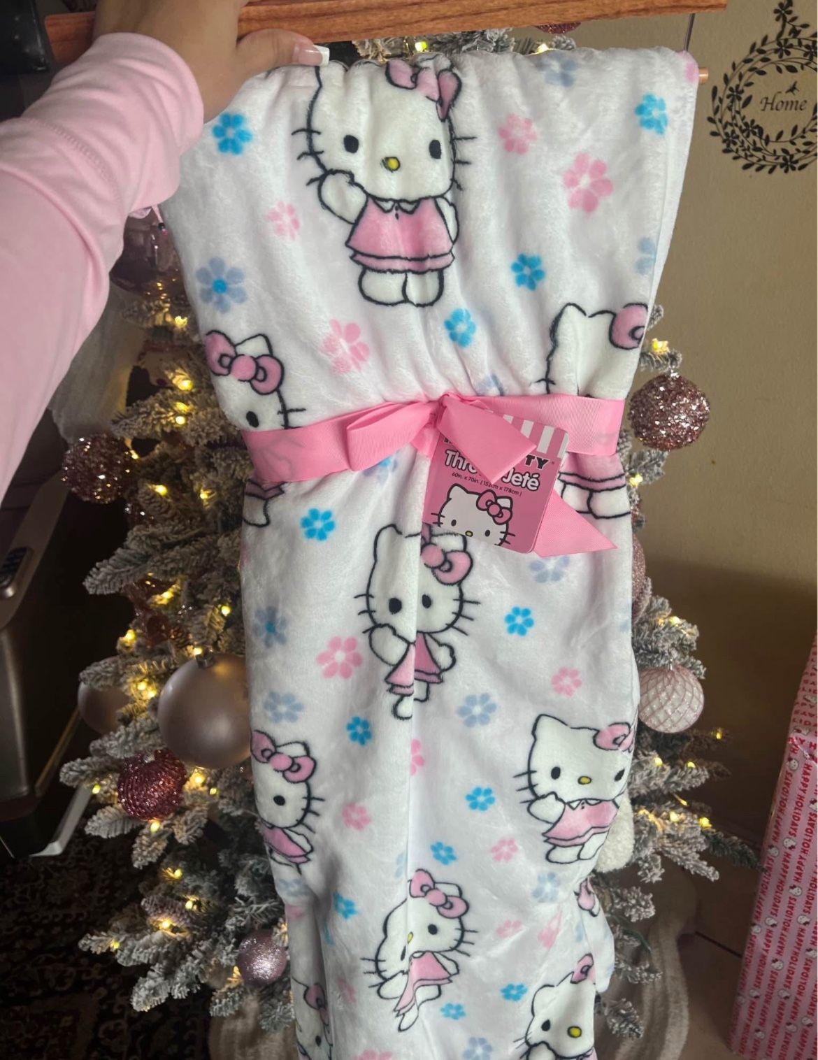 Hello Kitty Blanket