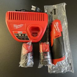 M12 Ratchet, Batteries & Charger 