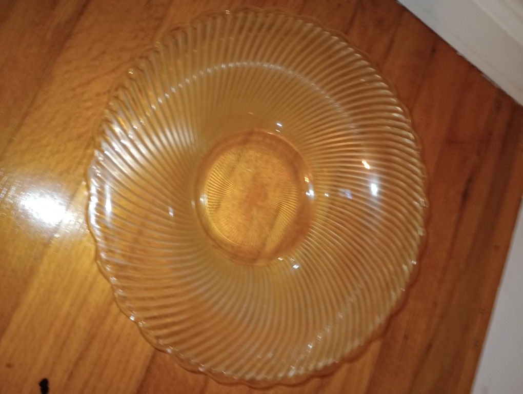 Depression Era 'Diana Swirl' Glass