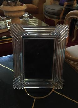 Crystal frame